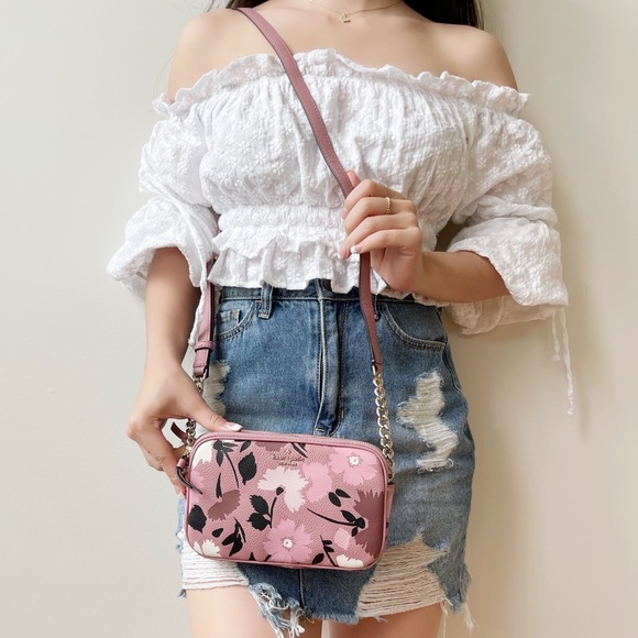 NWT Kate Spade ๐ธ Crossbody - Picture 2 of 8